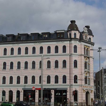 Apartments In Der Jahnallee 20 Waldplatzpalais Lipsia Esterno foto