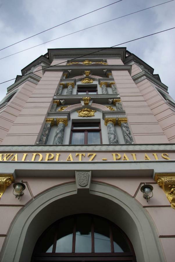 Apartments In Der Jahnallee 20 Waldplatzpalais Lipsia Esterno foto